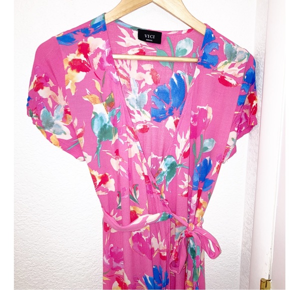 VICI Pink Bardot Floral Maxi Wrap Dress SZ: Small - Picture 3 of 15
